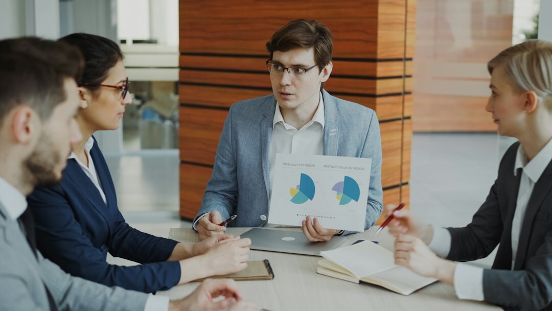 financial investigation team
